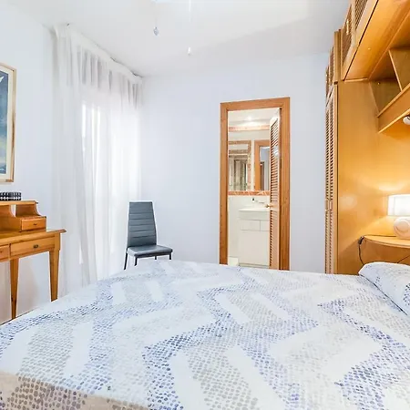 Apartamento Apartamento Laura. Estancia Agradable En *