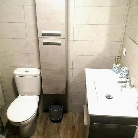 Apartamento Laura. Estancia Agradable En *