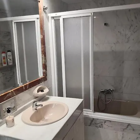 Apartamento Laura. Estancia Agradable En